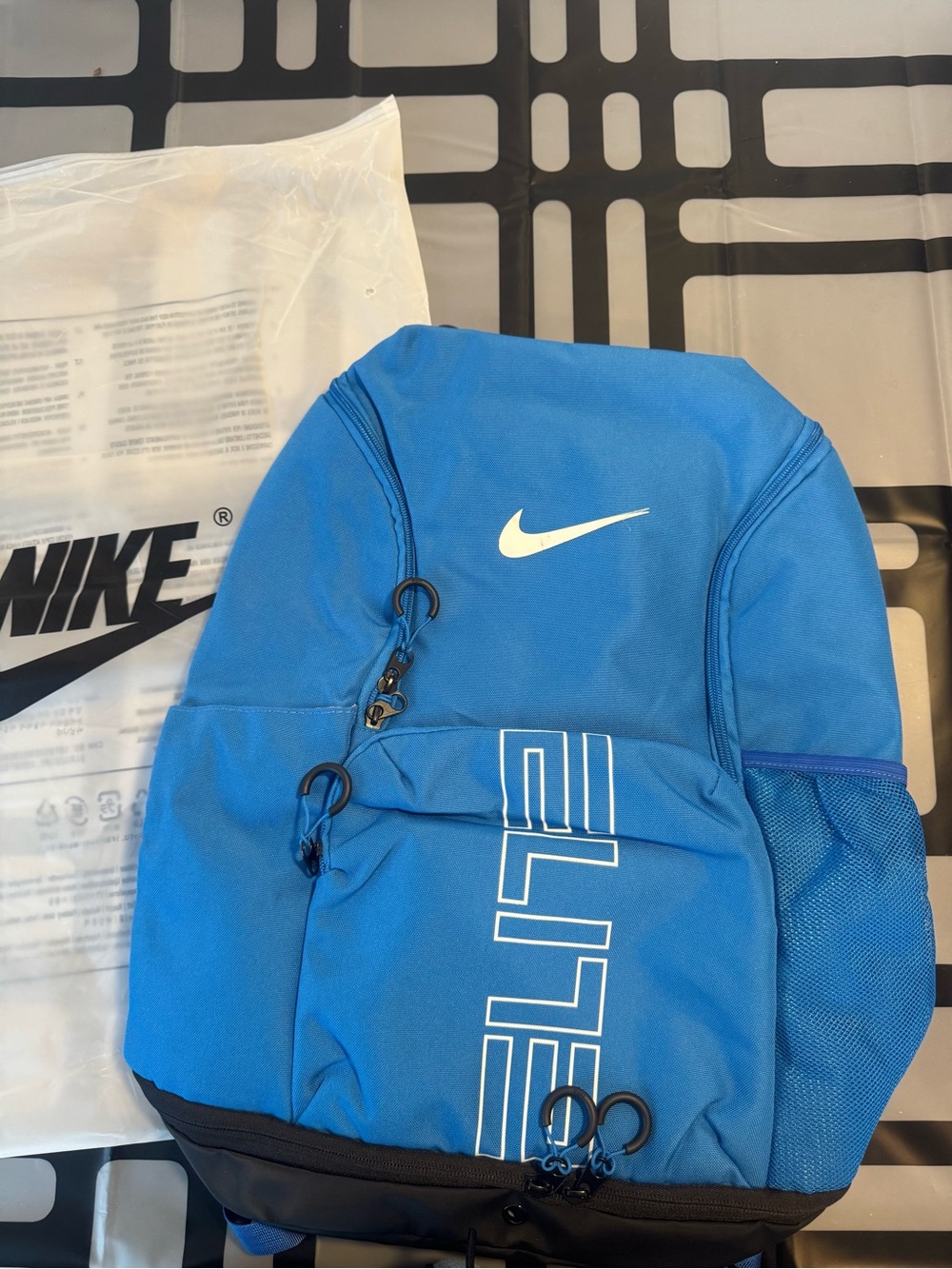 (BRAND NEW) Nike Varsity Elite
Backpack - Blue
